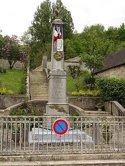 Monument aux morts.