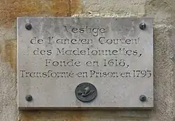 Plaque commémorative, rue des Fontaines-du-Temple.