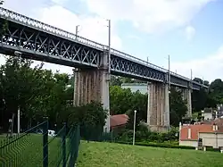 Viaduc ferroviaire de Marly.