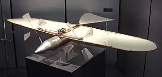 Avion à air comprimé de Victor Tatin en 1879. Envergure 1,9 mètre, Musée de l'Air et de l'Espace