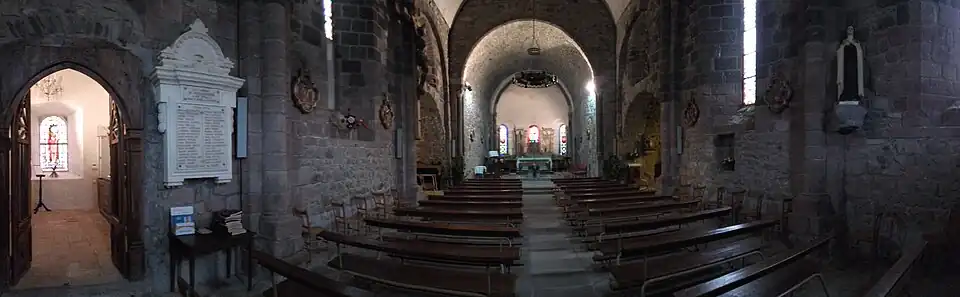 Intérieur de l'église.