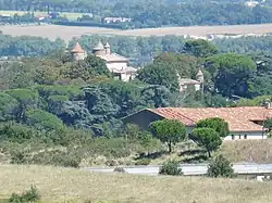 Le château de Vieillevigne, vu de Montesquieu-Lauragais