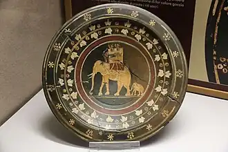 Éléphant indien à usage militaire. Céramique de type Pocolom&nbsp;(de), Vulci.