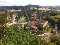 Description de cette image, également commentée ci-après