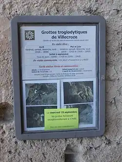 Le panneau signalétique.