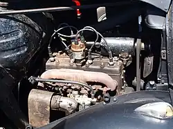 Moteur de Peugeot 401, 1&nbsp;720&nbsp;cm3.