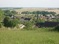 Vue de Villeneuve-au-Chemin.