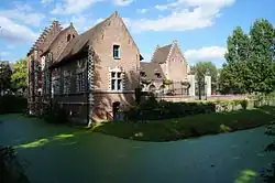 Douves du château de Flers (Villeneuve-d'Ascq).