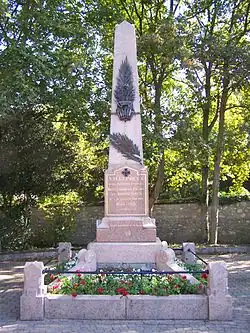 Monument aux morts.