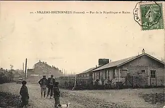 Carte postale  comportant le timbre à date crénelé d'ambulant postal sur la ligne de Tergnier  à Amiens daté du 21 mai 1923.