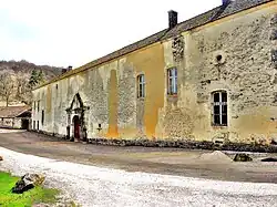 Façade de l'abbaye.