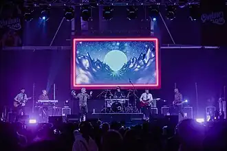 Description de cette image, également commentée ci-après