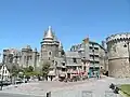Cité médiévale, remparts, églises et maisons à pans de bois, Vitré