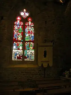 La baie du transept nord, représente l'arbre de Jessé.