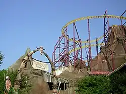 Description de l'image Volcano rollercoaster (Paramount's Kings Dominion, 2005).jpg.