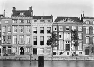 Les mêmes maisons au XXe&nbsp;siècle