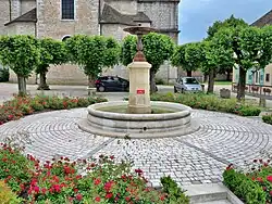La fontaine ronde.