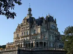 Château conçu par l'architecte Viggo Dorph Petersen.