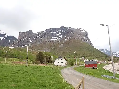 Vue du Skamtinden depuis Rekvik