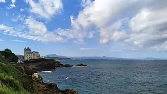 Vue sur la Villa Belza.
