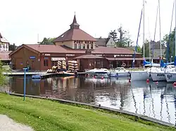 La marina