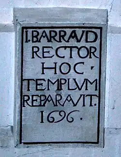 Plaque marquant date de rénovation.