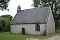 La chapelle Notre-Dame-de-la-Clarté à Kernours : vue extérieure d'ensemble.