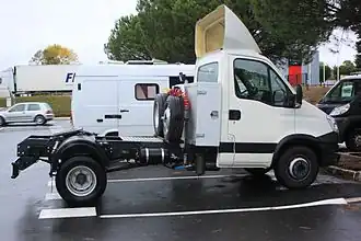 Un tracteur de 12&nbsp;t de PTRA (France).