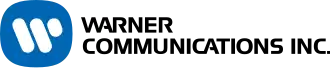 Logo avec la mention Warner Communications Inc. en blanc, avec une forme ovale bleue comportant des traits blancs.