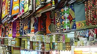 Magasin de tissus, au marché de St Louis