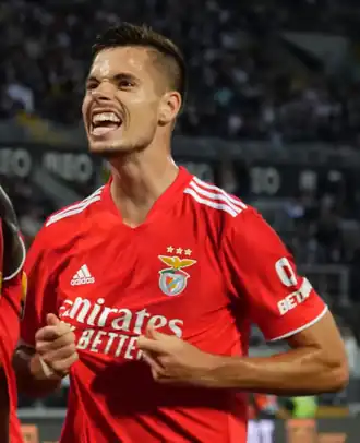 Image illustrative de l’article Julian Weigl