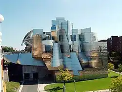 Le Weisman Art Museum.