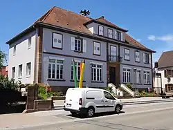 École élémentaire,rue Principale.