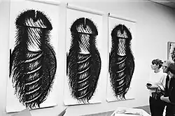 Vis-phallus, dessin au fusain