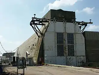 Second Dom-Bunker, avec porte blindée et emplacement pour la DCA.