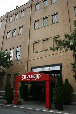 Image associée au studio