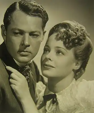 Avec William Henry, dans Jennie&nbsp;(en) (1940, photo promotionnelle)