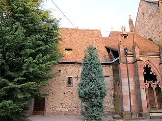 Chapelle romane attenante au cloître.
