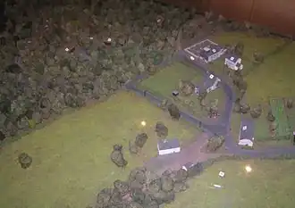 Maquette du village tel qu'il était en 1940 après son réaménagement par l'Organisation Todt pour servir de Grand Quartier Général allemand pour la campagne de France.