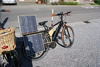 Vélo solaire (vélo avec modules photovoltaïques).