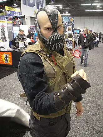 Cosplay de Bane tel qu'il apparaît dans The Dark Knight Rises