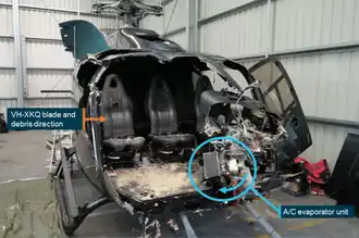 L'épave d'un des deux hélicoptères, photographié après la collision