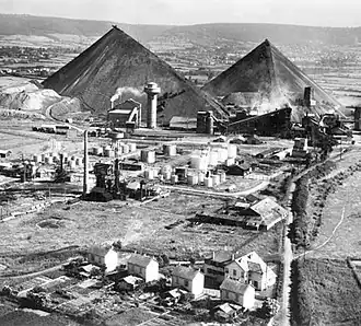 La mine des Télots (Saint-Forgeot, Autun, schiste bitumineux).