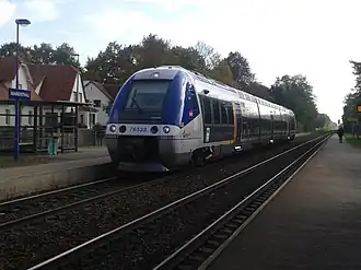 Desserte par un TER.