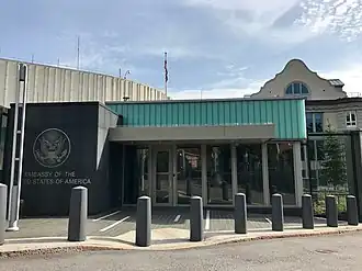 Vue de la mission diplomatique