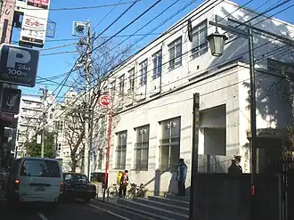 illustration de Yoshimoto Kogyo