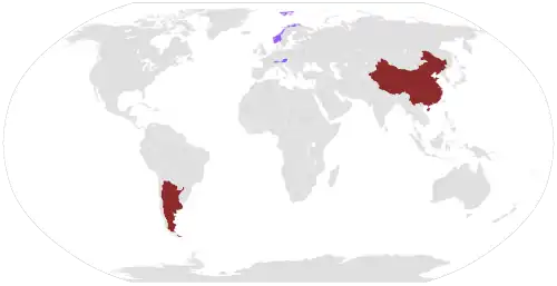 Carte du monde indiquant les pays où ont eu lieu les JOJ : en brun, ceux d'été, en violet, ceux d'hiver, en vert, les 2 types