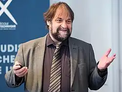 Description de cette image, également commentée ci-après