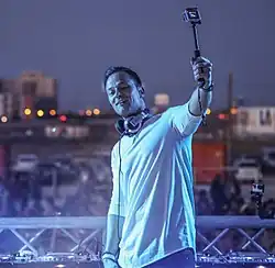 Description de l'image Yves en Alicante (España).jpg.