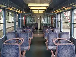 Intérieur d'une voiture d'une rame Z 6400.